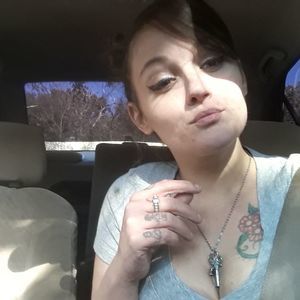 Meet your Posher, Brittney